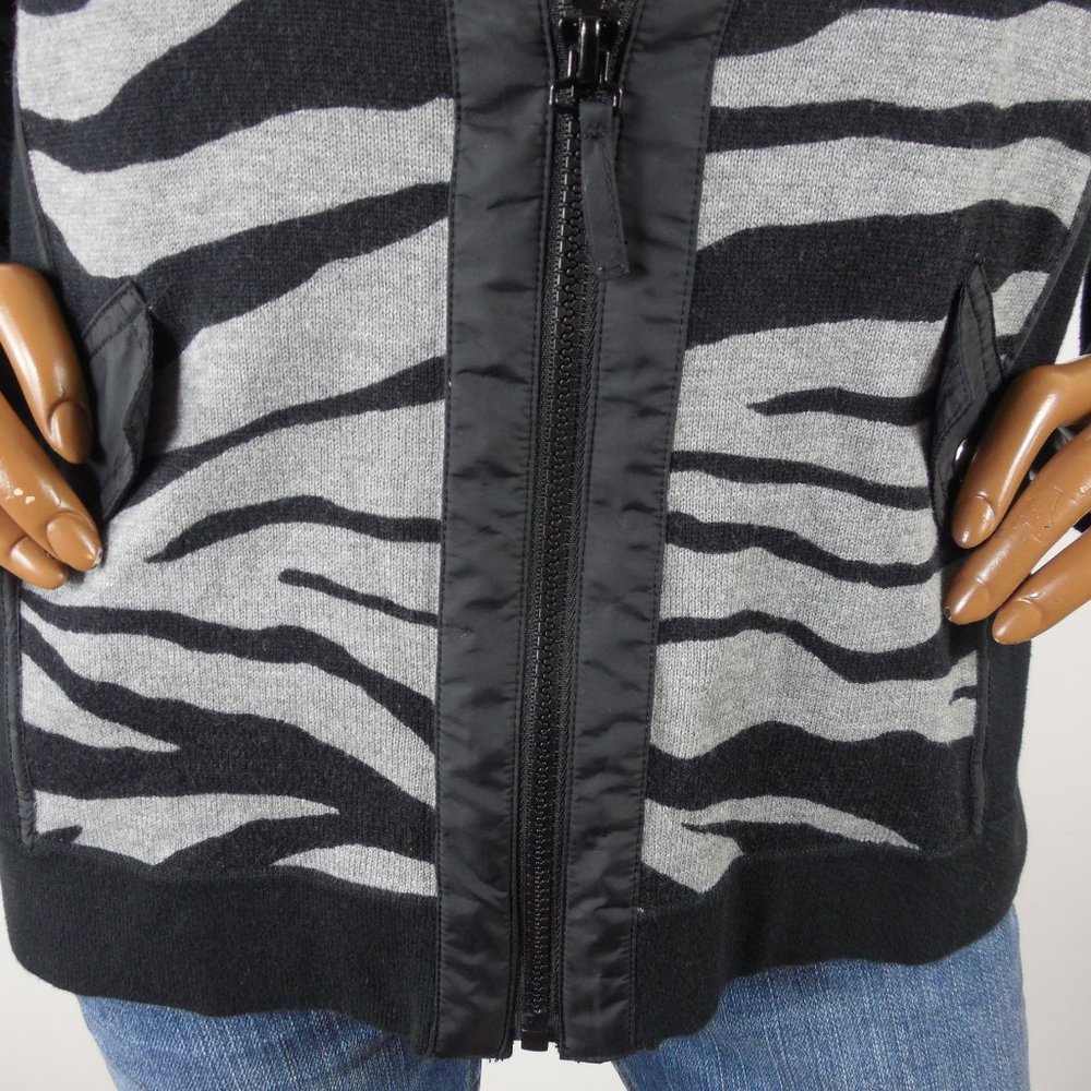 CHICO'S Women's Top L Sz 2 Zenergy Zip Jacket - Picture 3 of 10